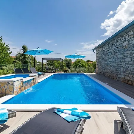 Ferienhaus House Imela